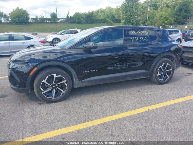 Chevrolet x0b+ec3 2025 3GN7DLRP8SS123245 Image 2