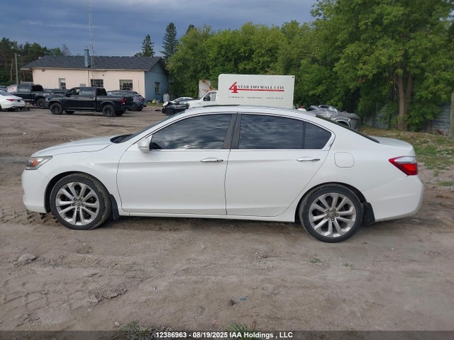 Honda Accord 2014 1HGCR2F94EA803529 Image 14