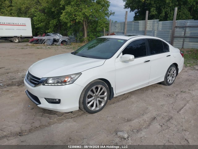 Honda Accord 2014 1HGCR2F94EA803529 Image 2