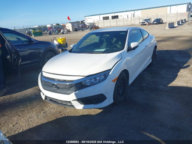 Honda 2018 2018 2HGFC4B67JH400288 Image 12