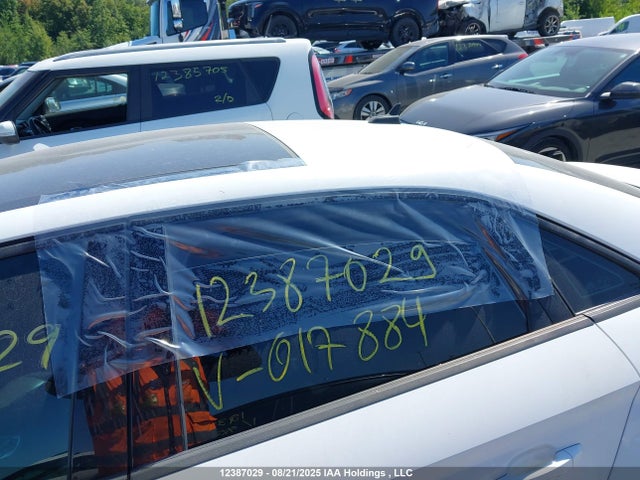 Audi 2019 2019 WAUBEGFF3K1017884 Image 21