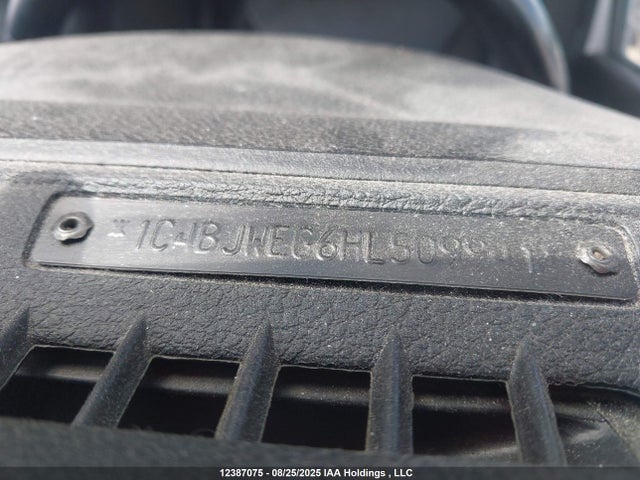 1C4BJWEG6HL509941 Jeep Wrangler