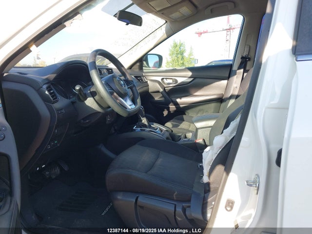 5N1AT2MV9HC891912 Nissan 2017