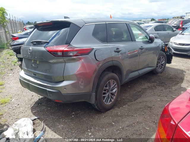 JN8BT3AB9SW173943 Nissan Rogue