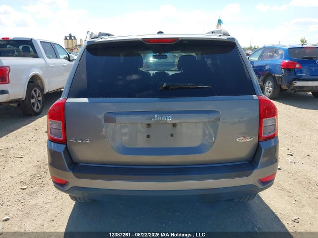 12387261 :رقم المزاد ، 1C4NJDABXCD523064 vin ، 2012 Jeep Compass Sport/north مزاد بيع