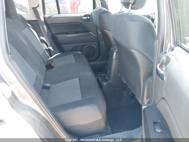 12387261 :رقم المزاد ، 1C4NJDABXCD523064 vin ، 2012 Jeep Compass Sport/north مزاد بيع