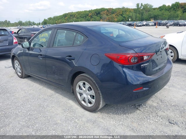 3MZBM1U79GM309450 Mazda pe