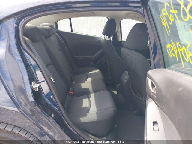 3MZBM1U79GM309450 Mazda pe