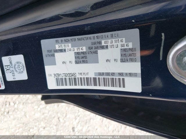 3MZBM1U79GM309450 Mazda pe