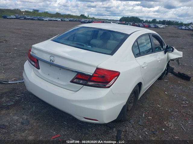 Honda r18z1 2014 2HGFB2F44EH004471 Image 4