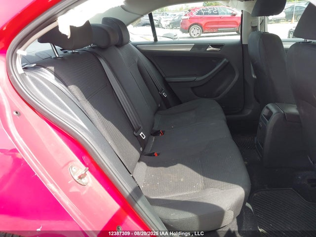 3VW2K7AJ2FM252449 Volkswagen Jetta