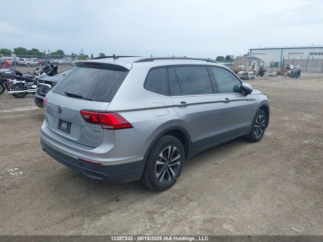 3VV0B7AX0NM119543 Volkswagen TIGUAN S