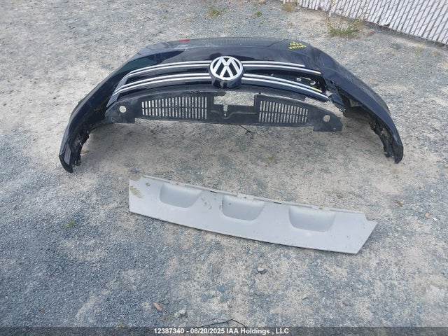 WVGKV3AX9EW583918 Volkswagen 2014
