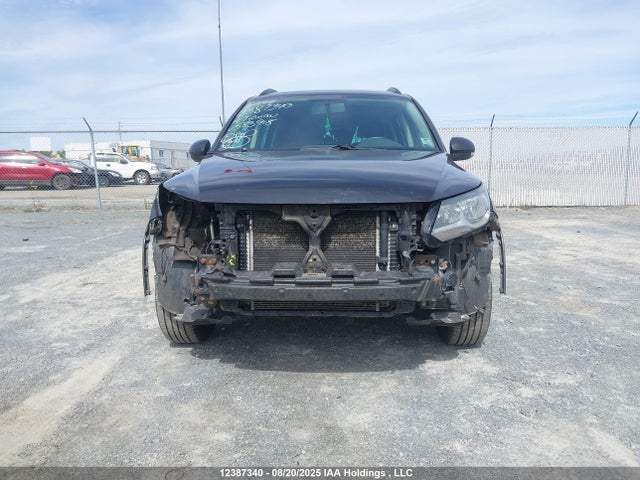 WVGKV3AX9EW583918 Volkswagen 2014