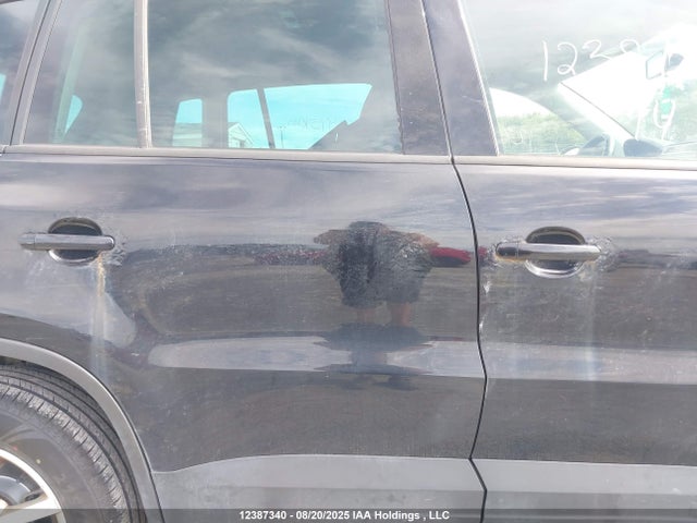 WVGKV3AX9EW583918 Volkswagen 2014