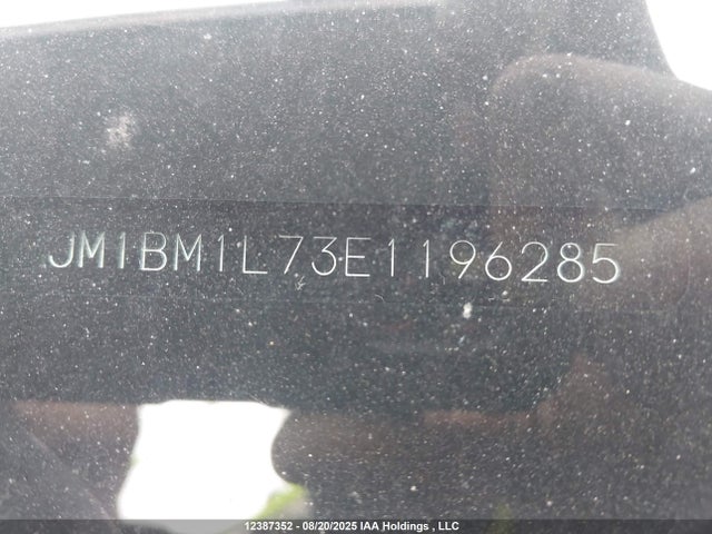 JM1BM1L73E1196285 Mazda pe