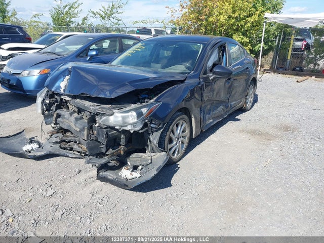 3MZBM1V78FM206209 Mazda pe