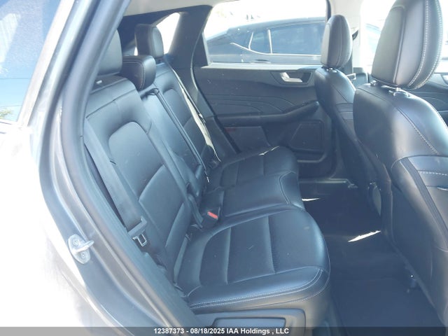 1FMCU9DZXMUA71358 Ford hev/phev