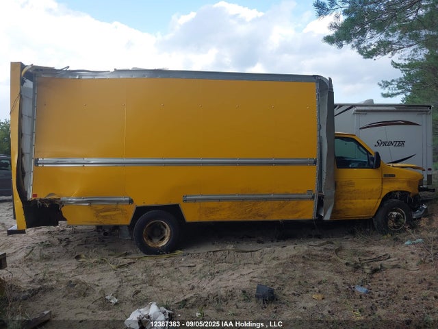 Ford E-450 2017 1FDXE4FS1HDC40903 Image 14