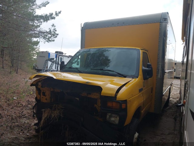 Ford E-450 2017 1FDXE4FS1HDC40903 Image 15