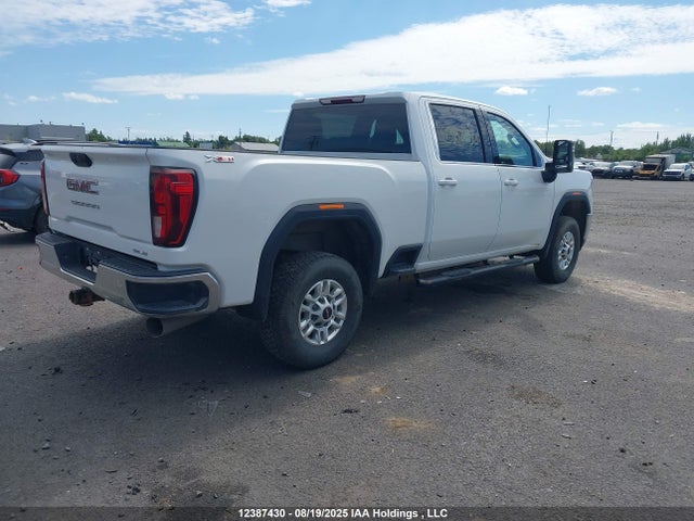 1GT19MEY2MF261598 GMC l5p - di, duramax, gen 5 var. 1