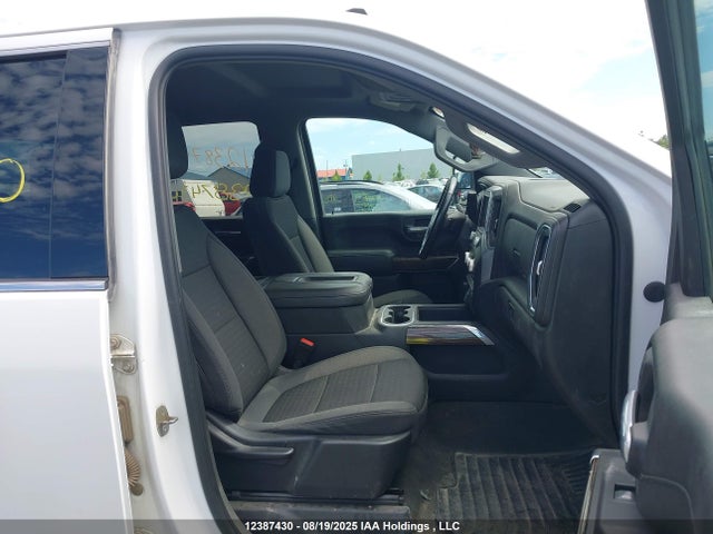 1GT19MEY2MF261598 GMC l5p - di, duramax, gen 5 var. 1