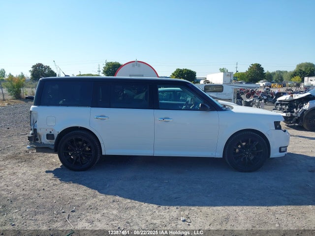 Ford Flex 2018 2FMHK6D82JBA00058 Image 14