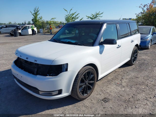 Ford Flex 2018 2FMHK6D82JBA00058 Image 2