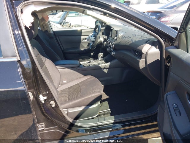 3N1AB8BV9NY260838 Nissan Sentra
