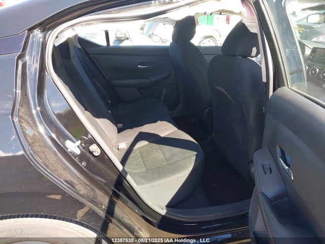 3N1AB8BV9NY260838 Nissan Sentra