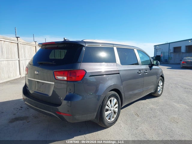 KIA Sedona 2018 KNDMB5C11J6360776 Image 4
