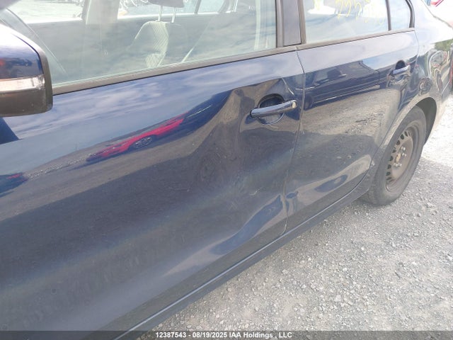 3VW2K7AJ4EM355550 Volkswagen Jetta