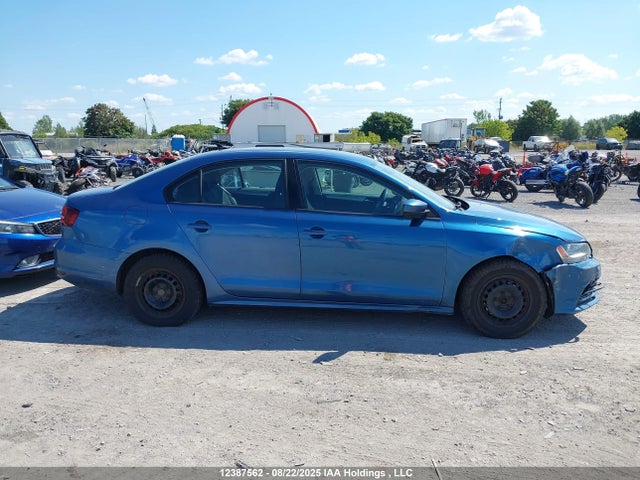 3VW2B7AJ2HM377874 Volkswagen 1.4 tsi
