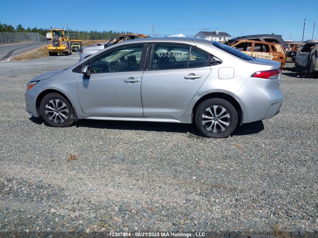 JTDBCMFE4R3034335 Toyota 2zr-fxe