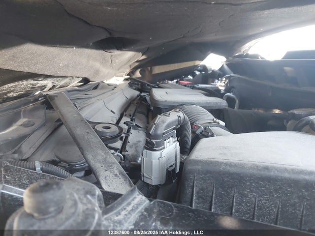 Chevrolet l84 2024 1GCUDDED7RZ303987 Image 10