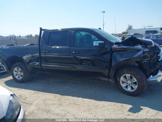 Chevrolet l84 2024 1GCUDDED7RZ303987 Image 13