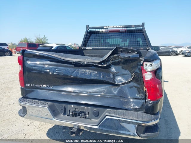Chevrolet l84 2024 1GCUDDED7RZ303987 Image 16