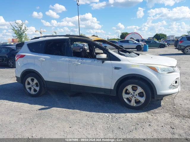 1FMCU9GX9GUB17308 Ford 2016