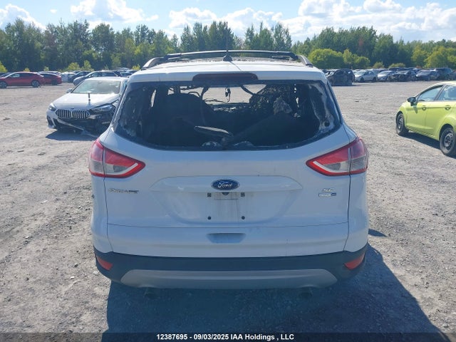 1FMCU9GX9GUB17308 Ford 2016