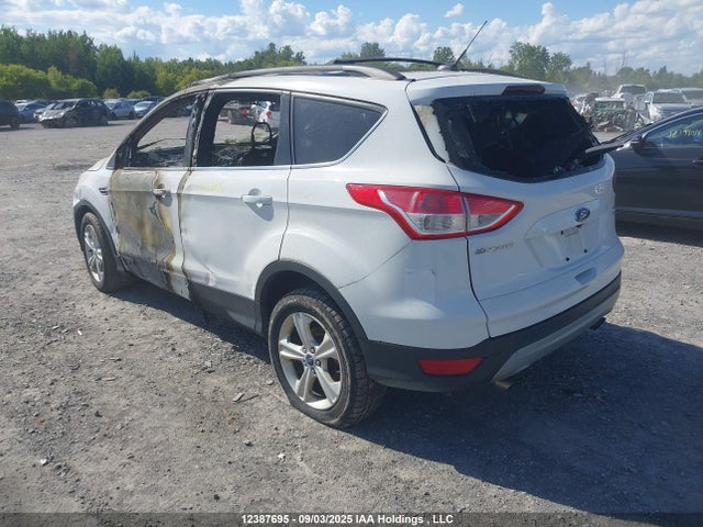 1FMCU9GX9GUB17308 Ford 2016