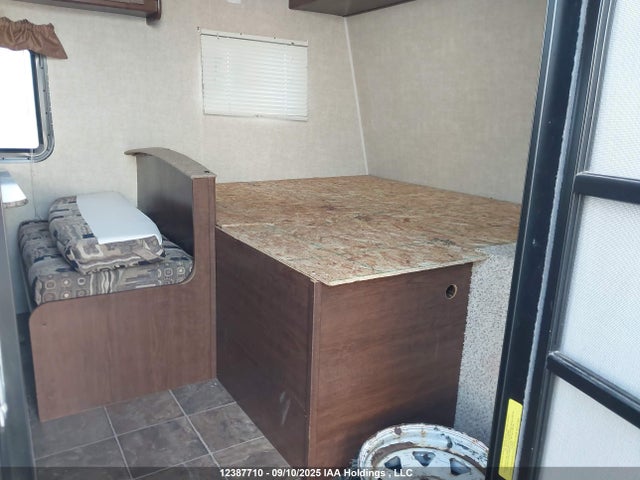 4YDT17517G7200893 Keystone keystone