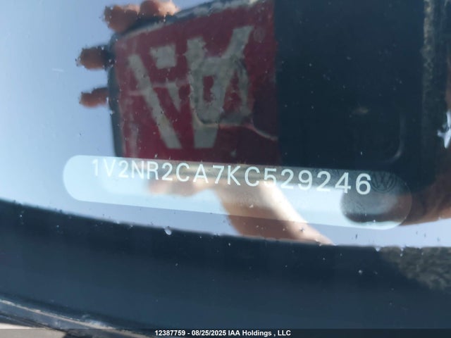 Volkswagen fsi 2019 1V2NR2CA7KC529246 Image 19