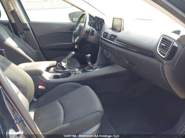JM1BM1L74E1174554 Mazda pe