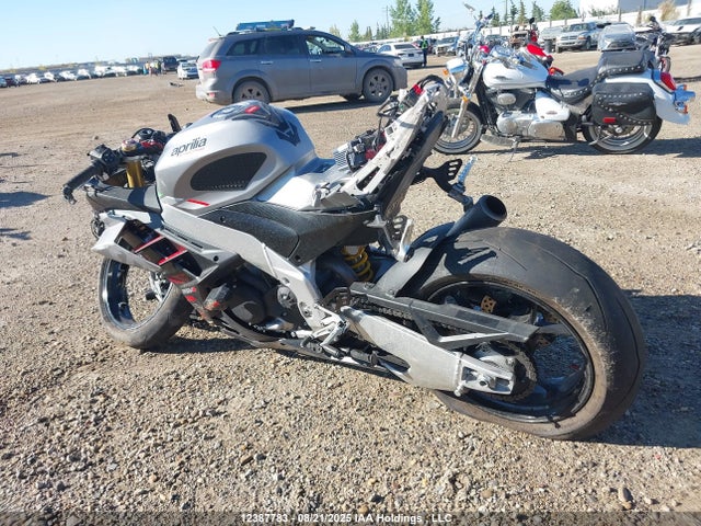 ZD4KYUA03NS000548 Aprilia 2022