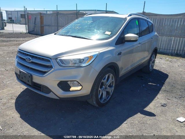 Ford Escape 2017 1FMCU9J96HUA05741 Image 2