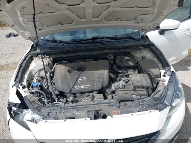 3MZBM1V7XGM289434 Mazda pe