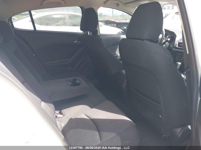 3MZBM1V7XGM289434 Mazda pe