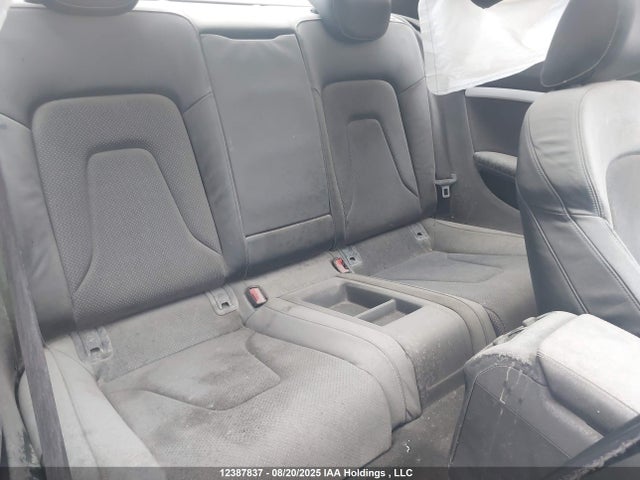 12387837 :رقم المزاد ، WAUSFBFR7BA006543 vin ، 2011 Audi A5 2.0t Premium مزاد بيع
