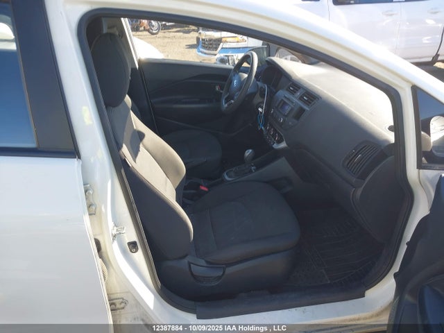 KIA dohc gamma 2015 KNADM4A31F6432153 Image 5