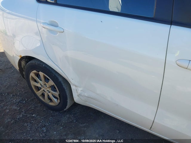 KIA dohc gamma 2015 KNADM4A31F6432153 Image 6